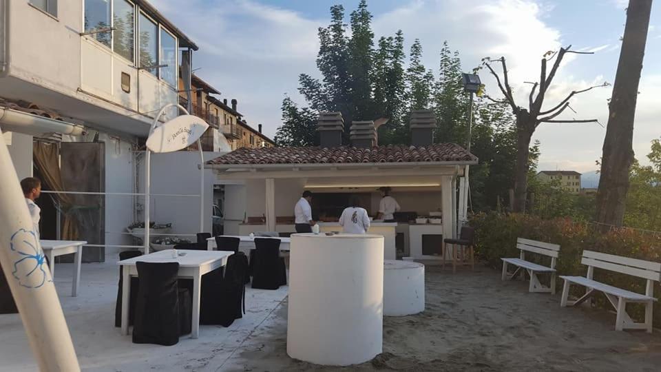 Locanda Del Sole Montese Buitenkant foto