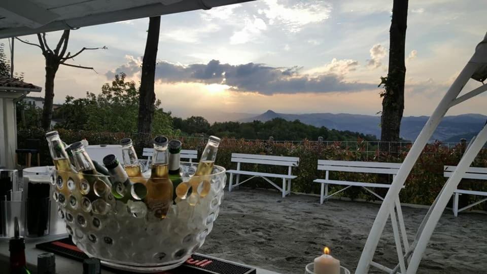 Locanda Del Sole Montese Buitenkant foto